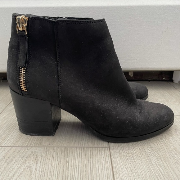 ALDO Gold Hardware Ankle Booties - Picture 1 of 4
